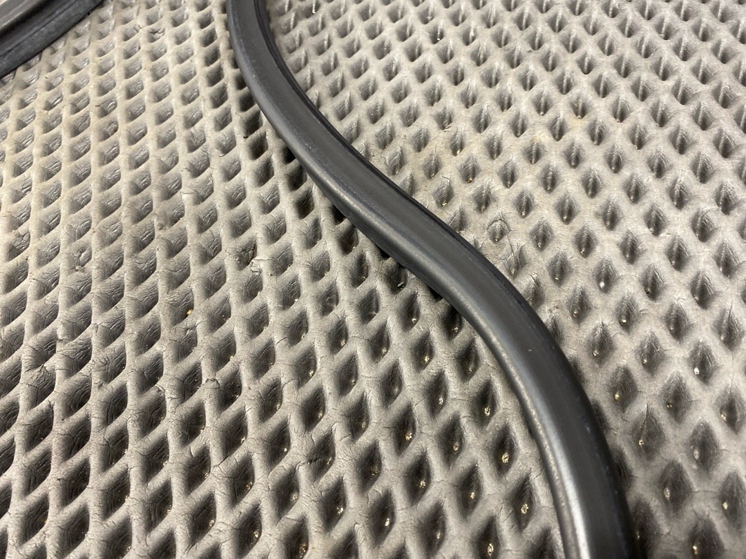 Подкапотный уплотнитель, 920 рублей, Красноярск