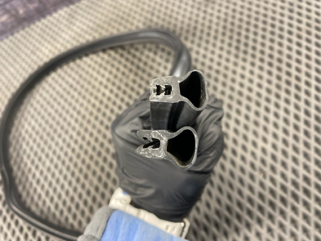 Подкапотный уплотнитель, 920 рублей, Красноярск