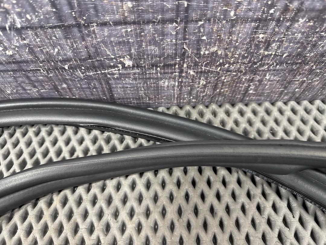 Уплотнитель крышки багажника, 1040 рублей, Красноярск