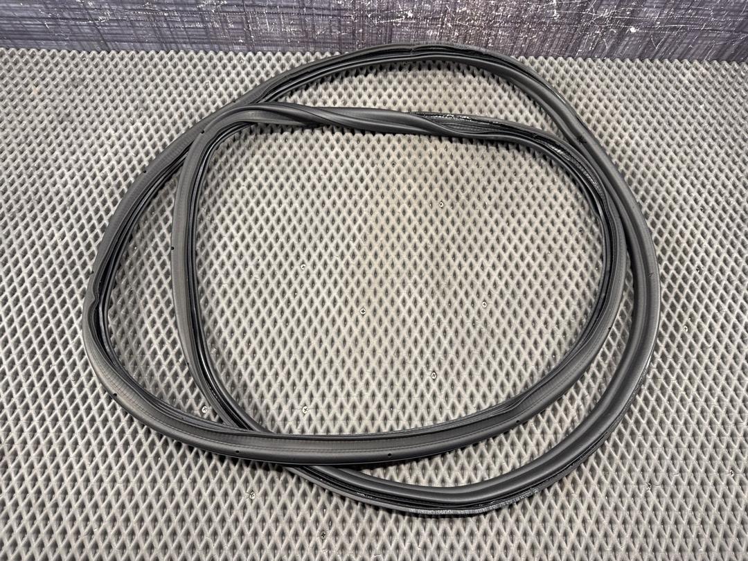 Уплотнитель крышки багажника, 1040 рублей, Красноярск