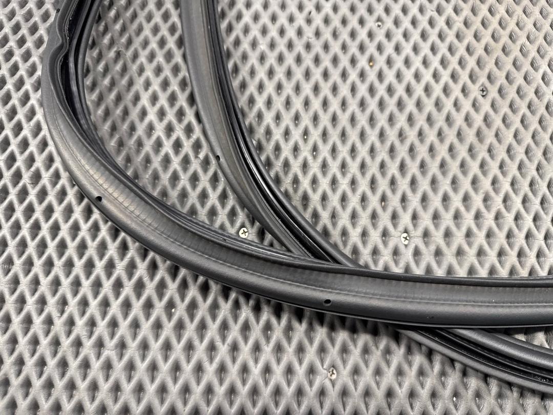 Уплотнитель крышки багажника, 1040 рублей, Красноярск