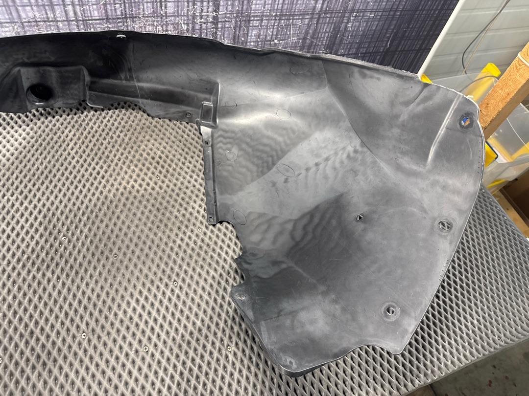 Подкрылок, 2424 рублей, Красноярск