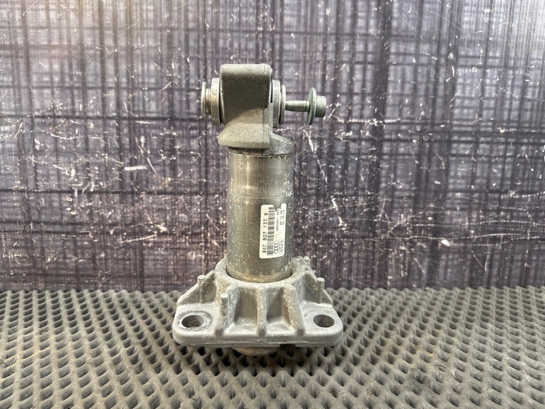 Кронштейн усилителя бампера, 978 рублей, Красноярск