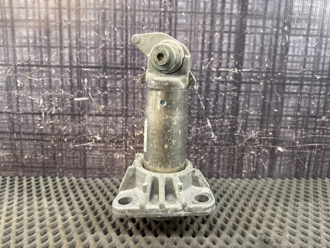 Кронштейн усилителя бампера, 978 рублей, Красноярск