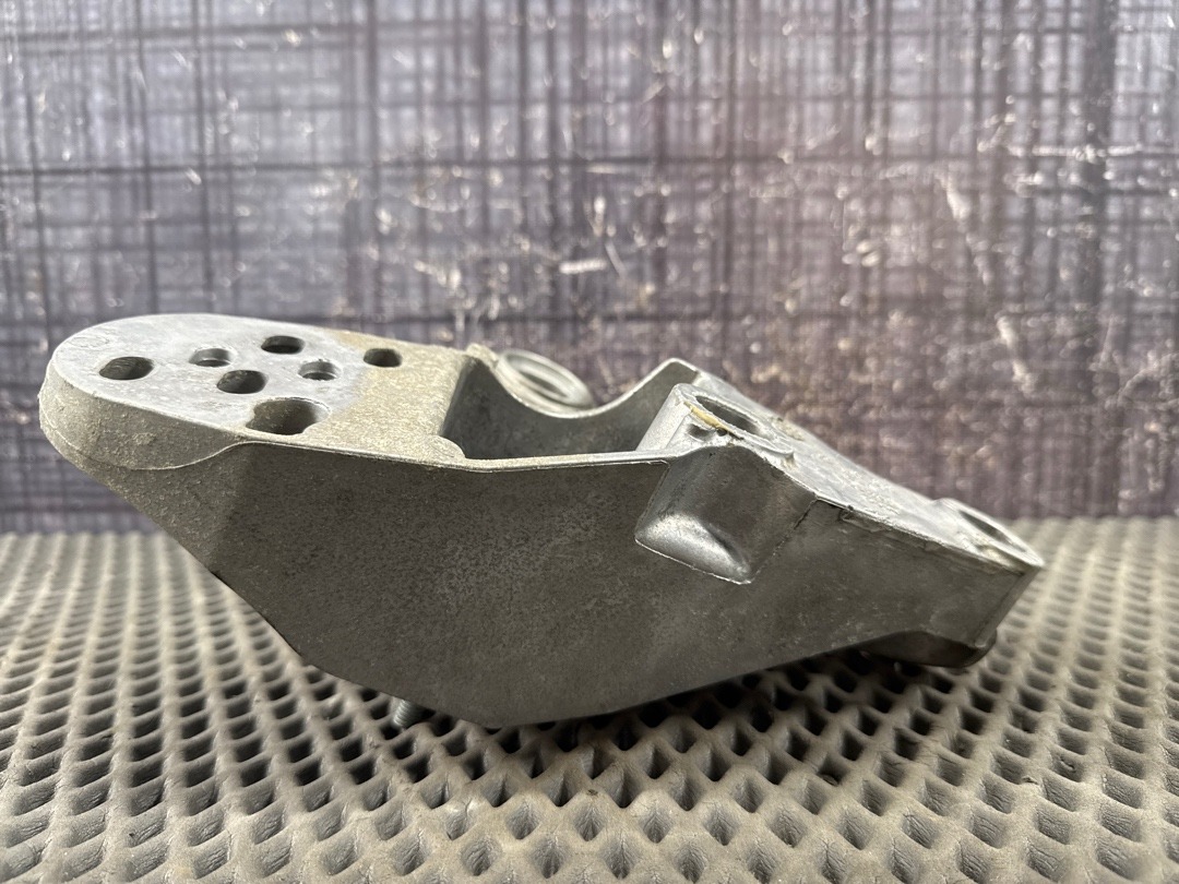 Кронштейн двигателя, 666 рублей, Красноярск