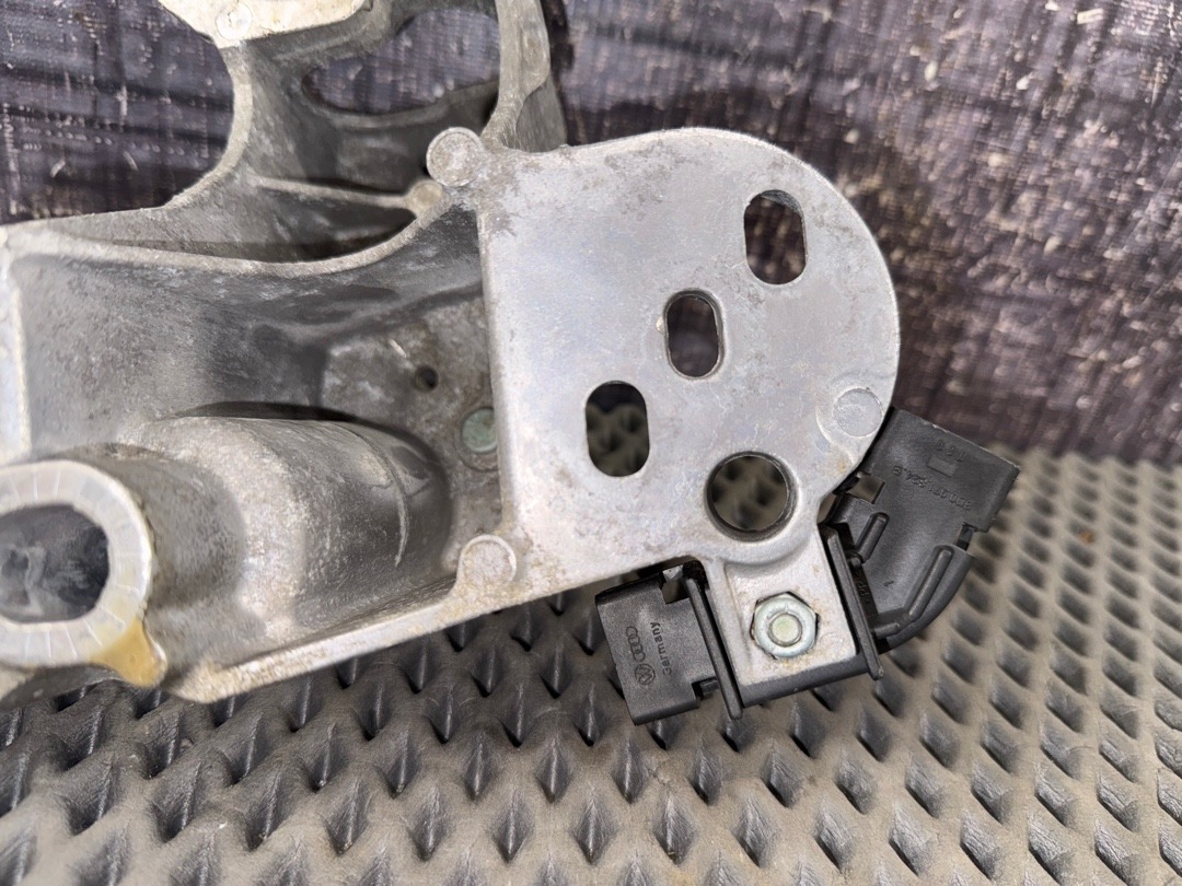 Кронштейн двигателя, 666 рублей, Красноярск