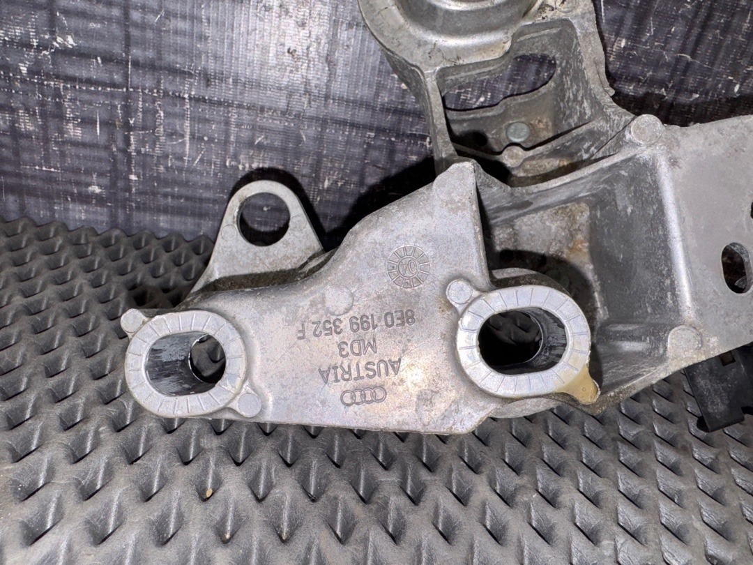 Кронштейн двигателя, 666 рублей, Красноярск