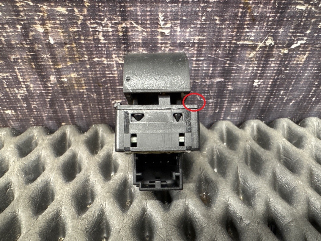 Кнопка стеклоподъемника, 216 рублей, Красноярск