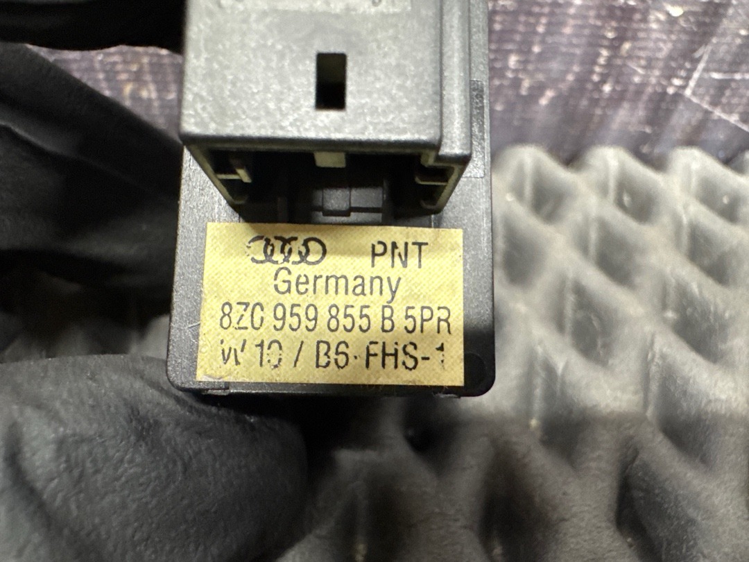 Кнопка стеклоподъемника, 216 рублей, Красноярск