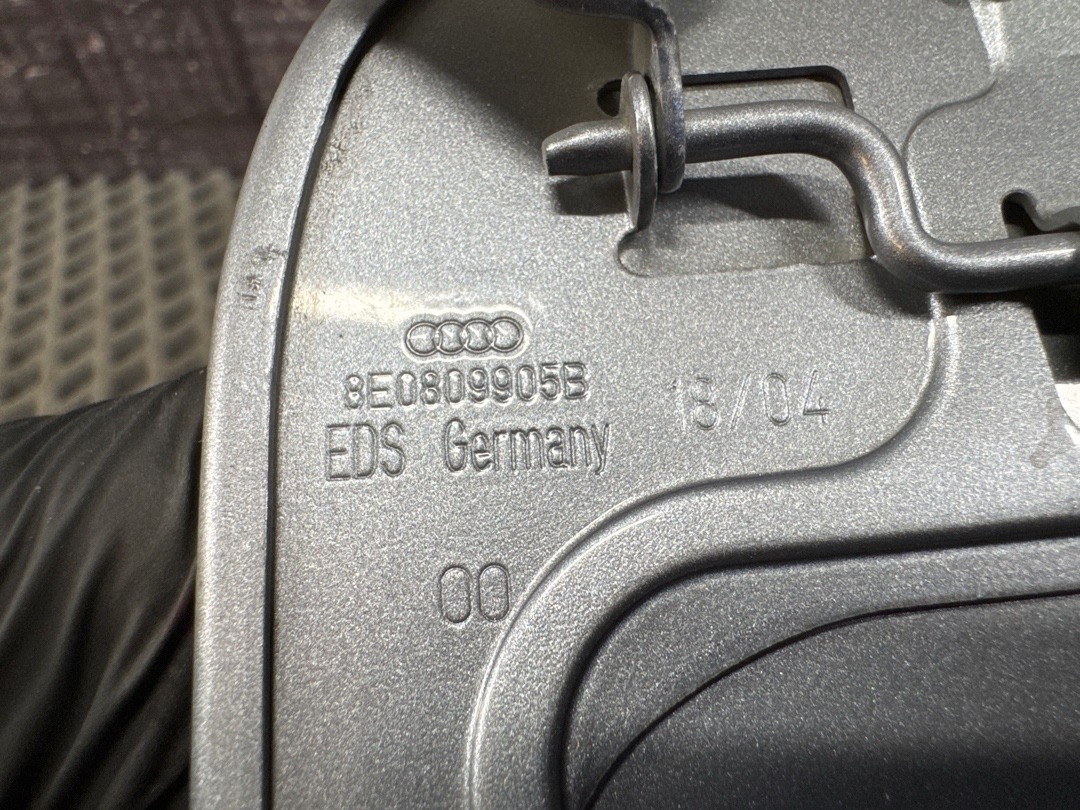 Лючок бензобака, 606 рублей, Красноярск