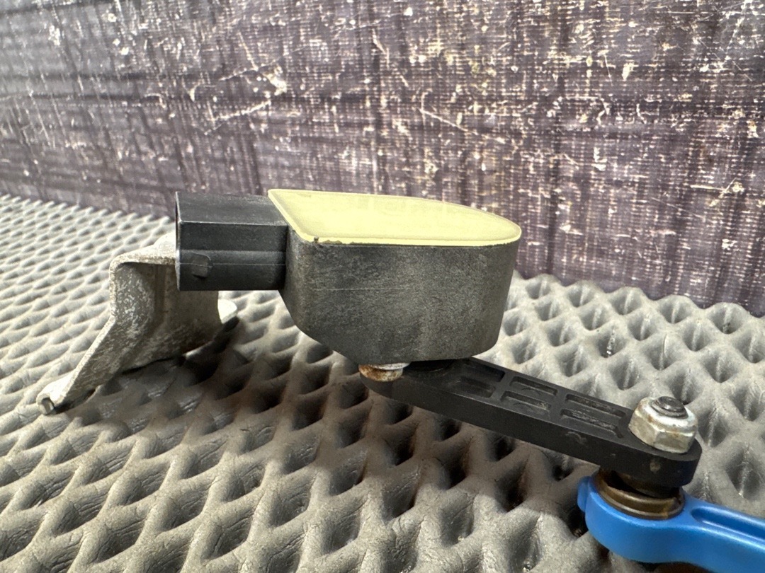 Датчик уровня подвески, 2616 рублей, Красноярск