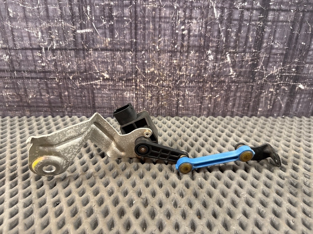 Датчик уровня подвески, 2616 рублей, Красноярск