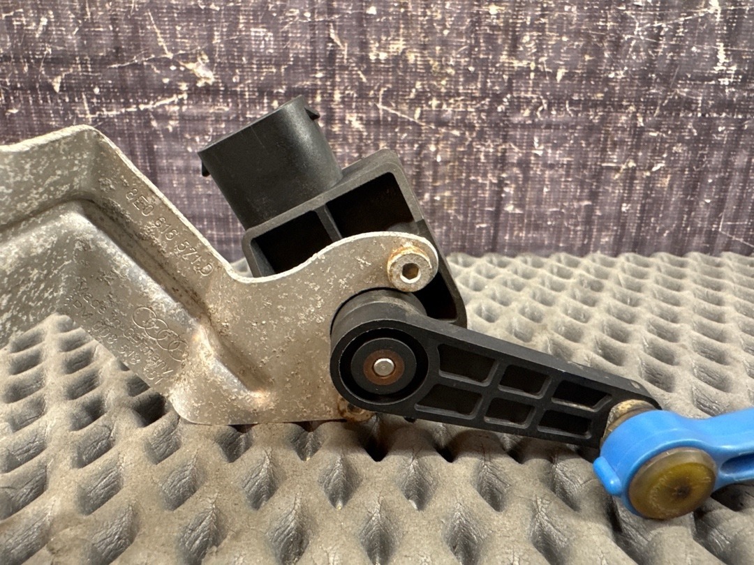 Датчик уровня подвески, 2616 рублей, Красноярск