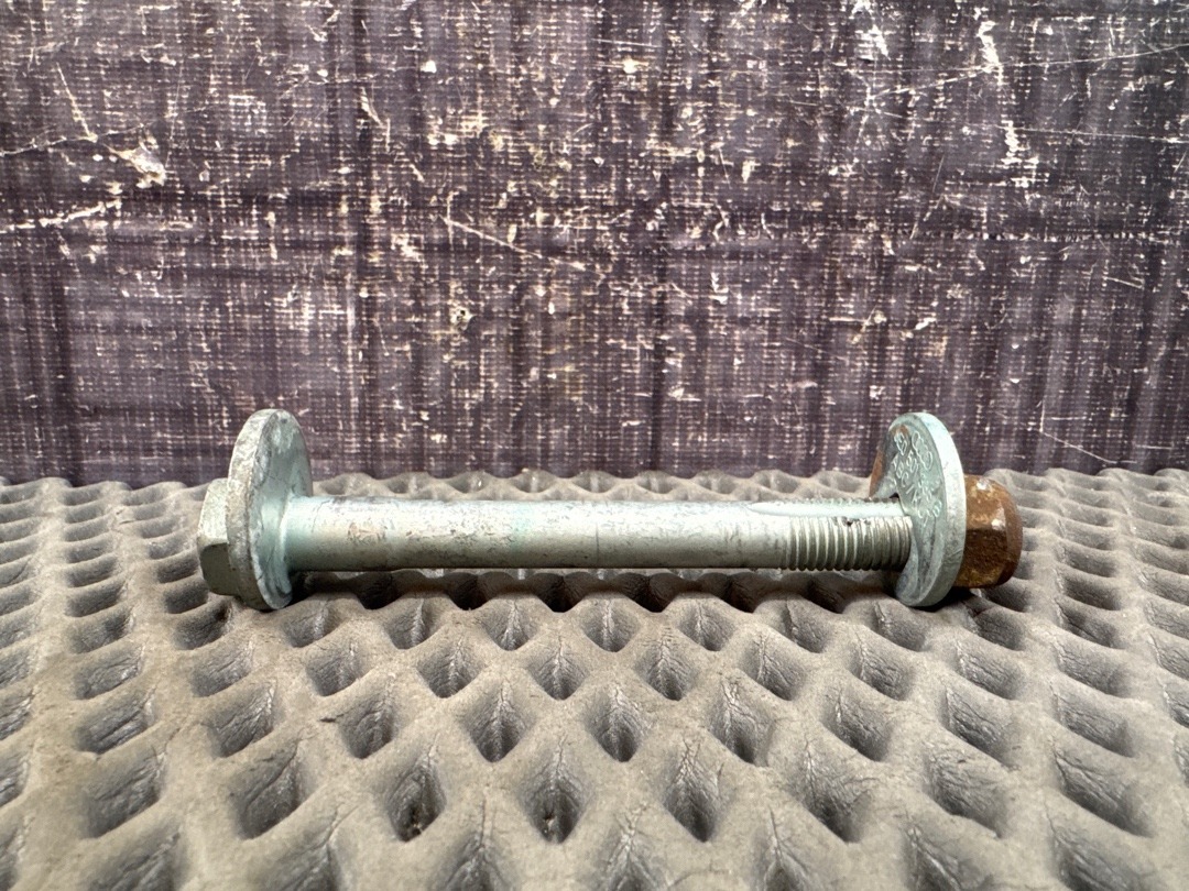 Болт развальный, 492 рублей, Красноярск