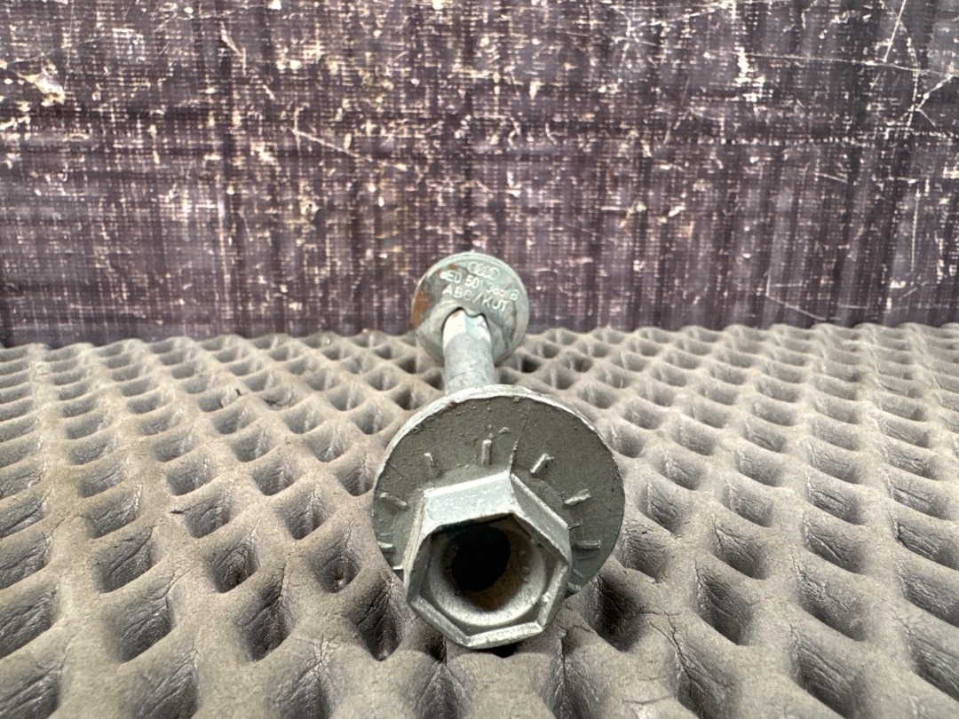 Болт развальный, 492 рублей, Красноярск