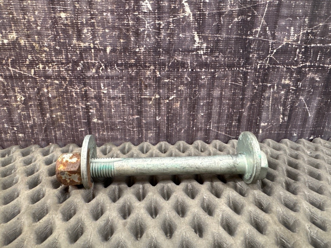 Болт развальный, 492 рублей, Красноярск