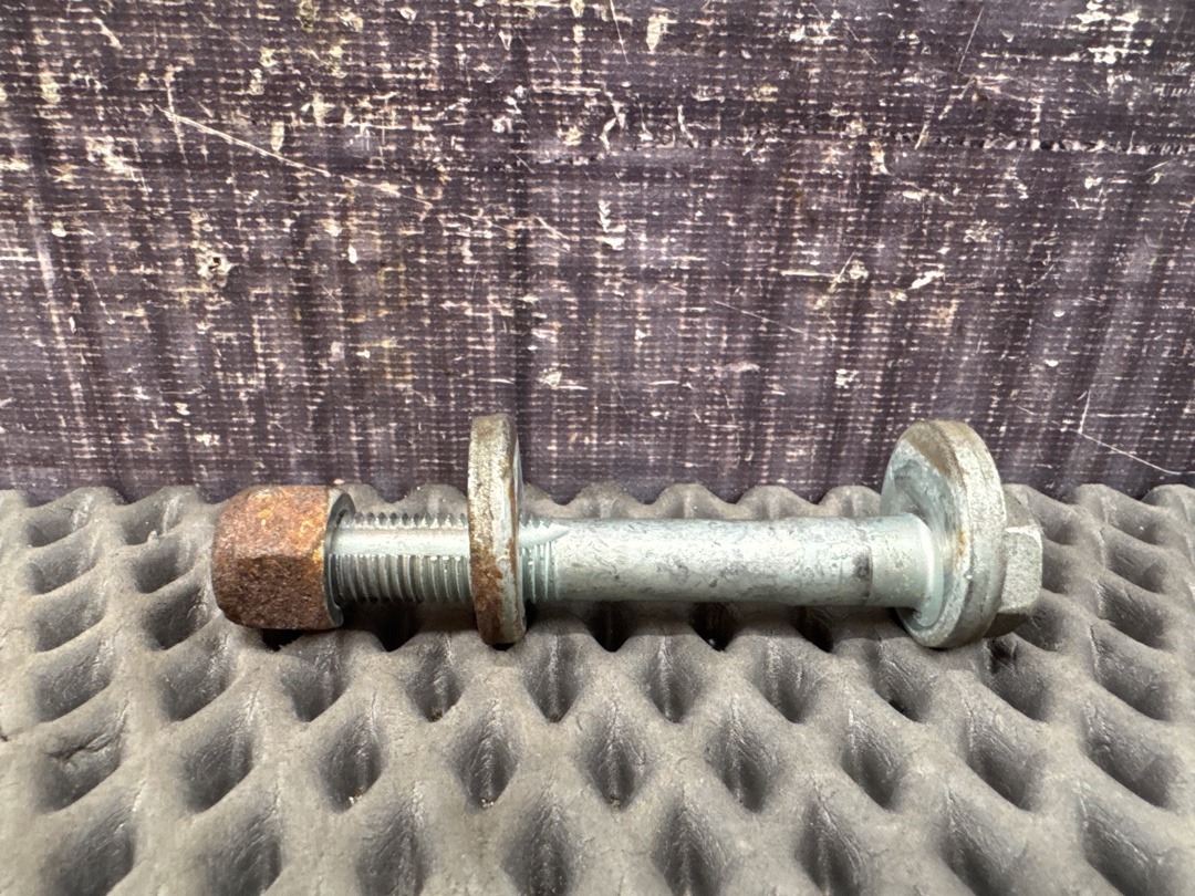 Болт развальный, 492 рублей, Красноярск