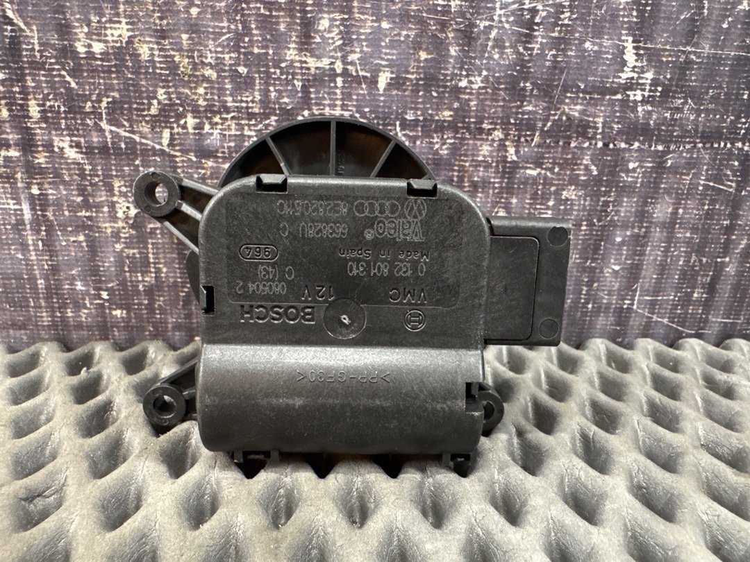 Мотор заслонки печки, 636 рублей, Красноярск