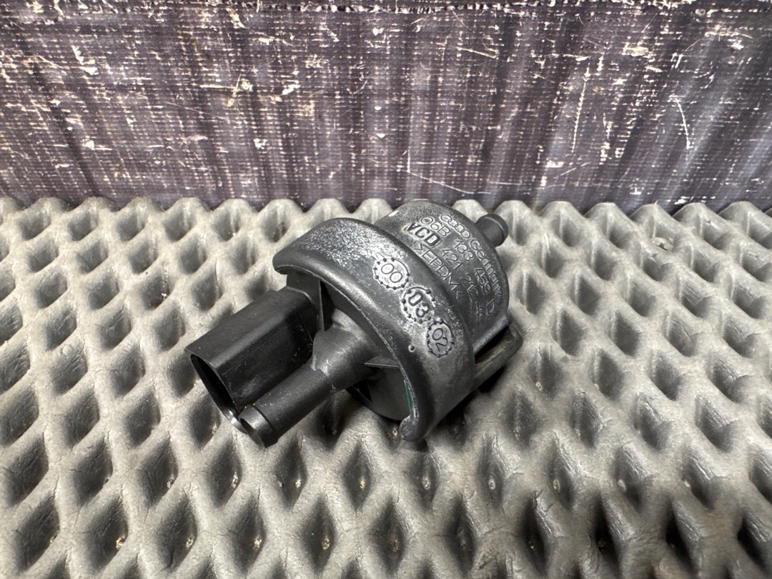 Клапан вентиляции топливного бака, 1266 рублей, Красноярск