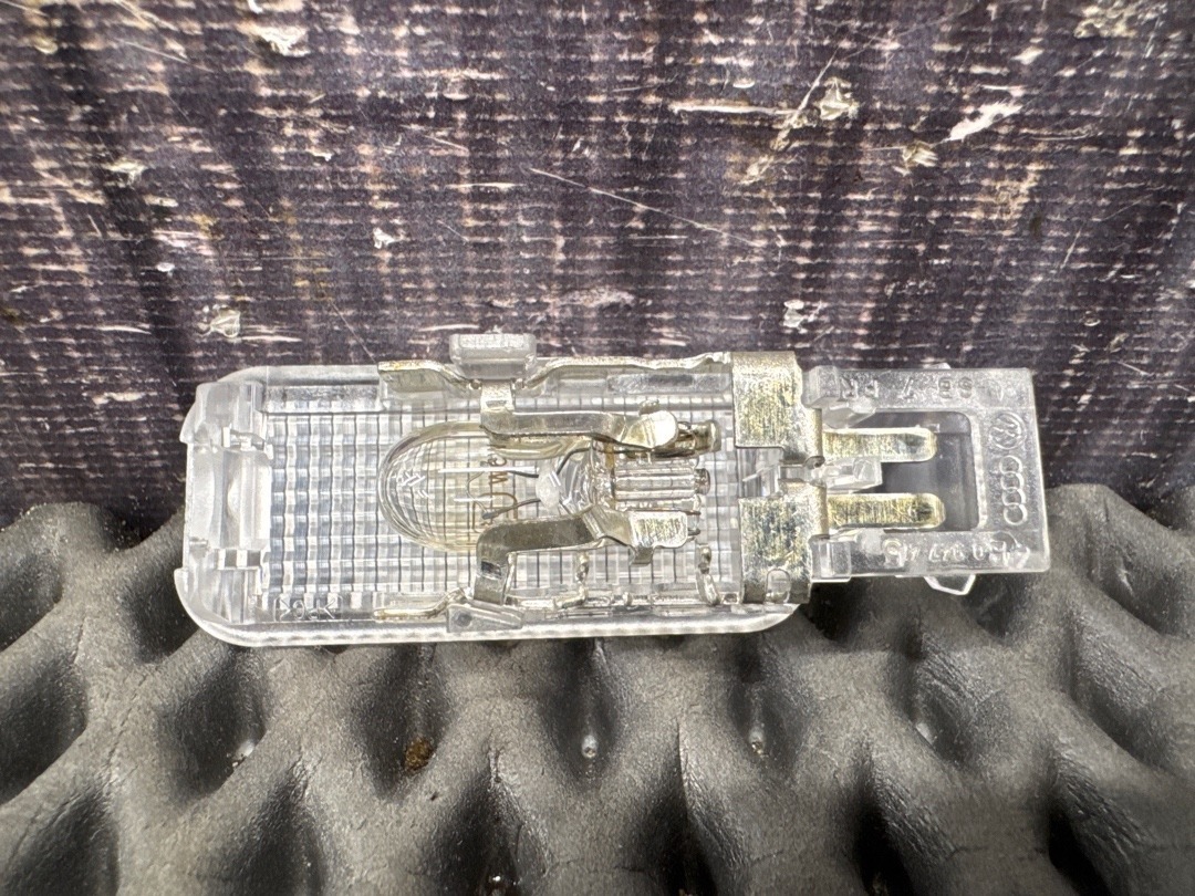 Плафон салона, 210 рублей, Красноярск