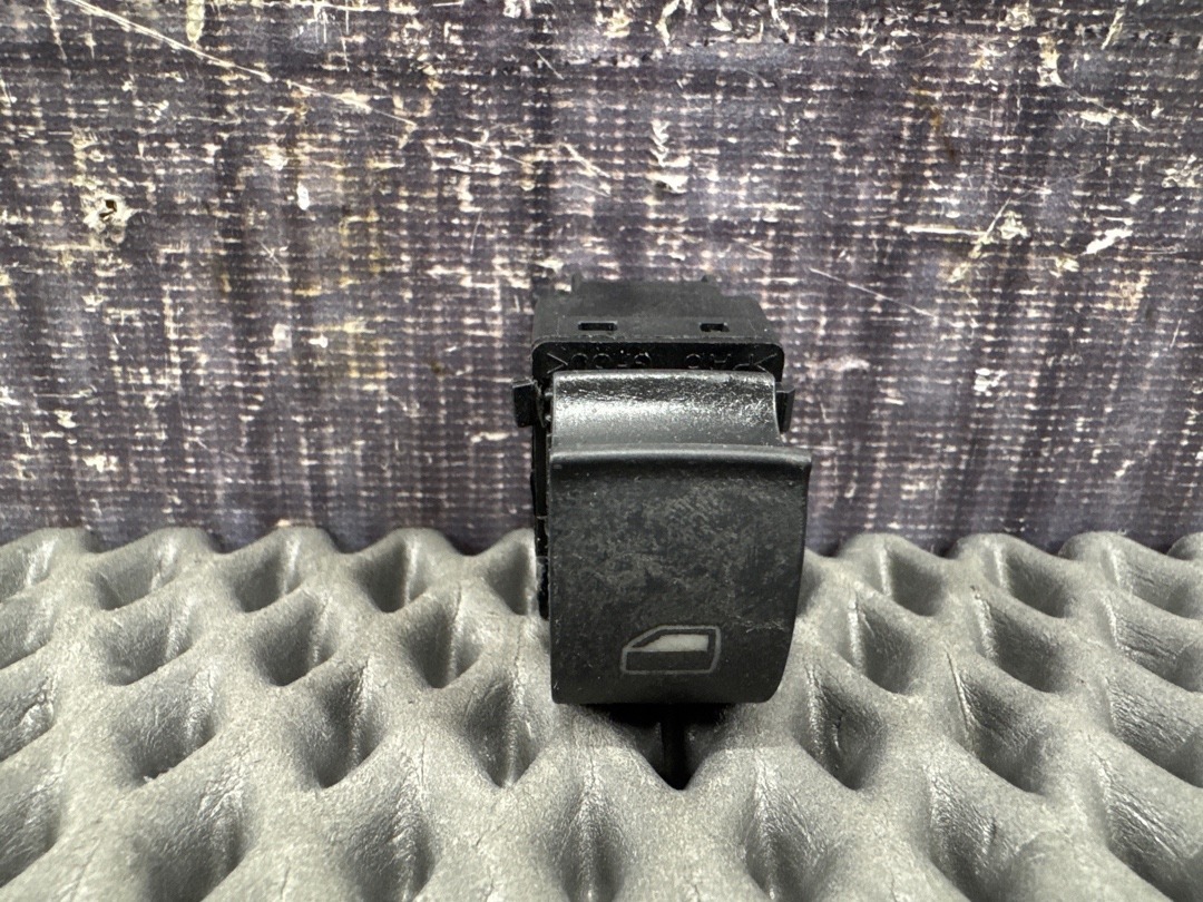 Кнопка стеклоподъемника, 216 рублей, Красноярск