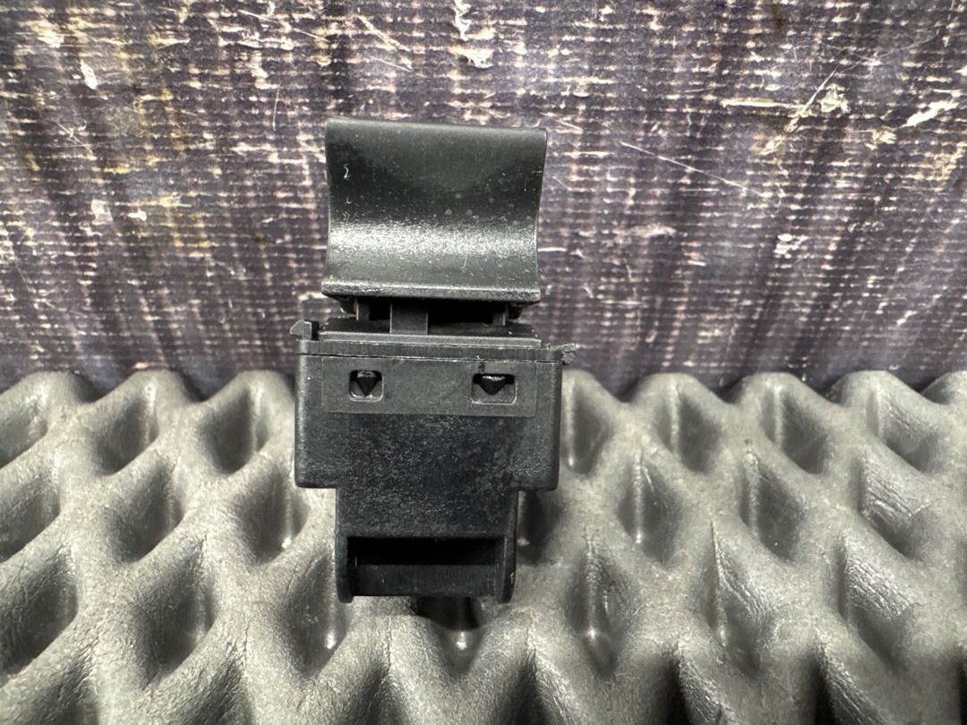 Кнопка стеклоподъемника, 216 рублей, Красноярск