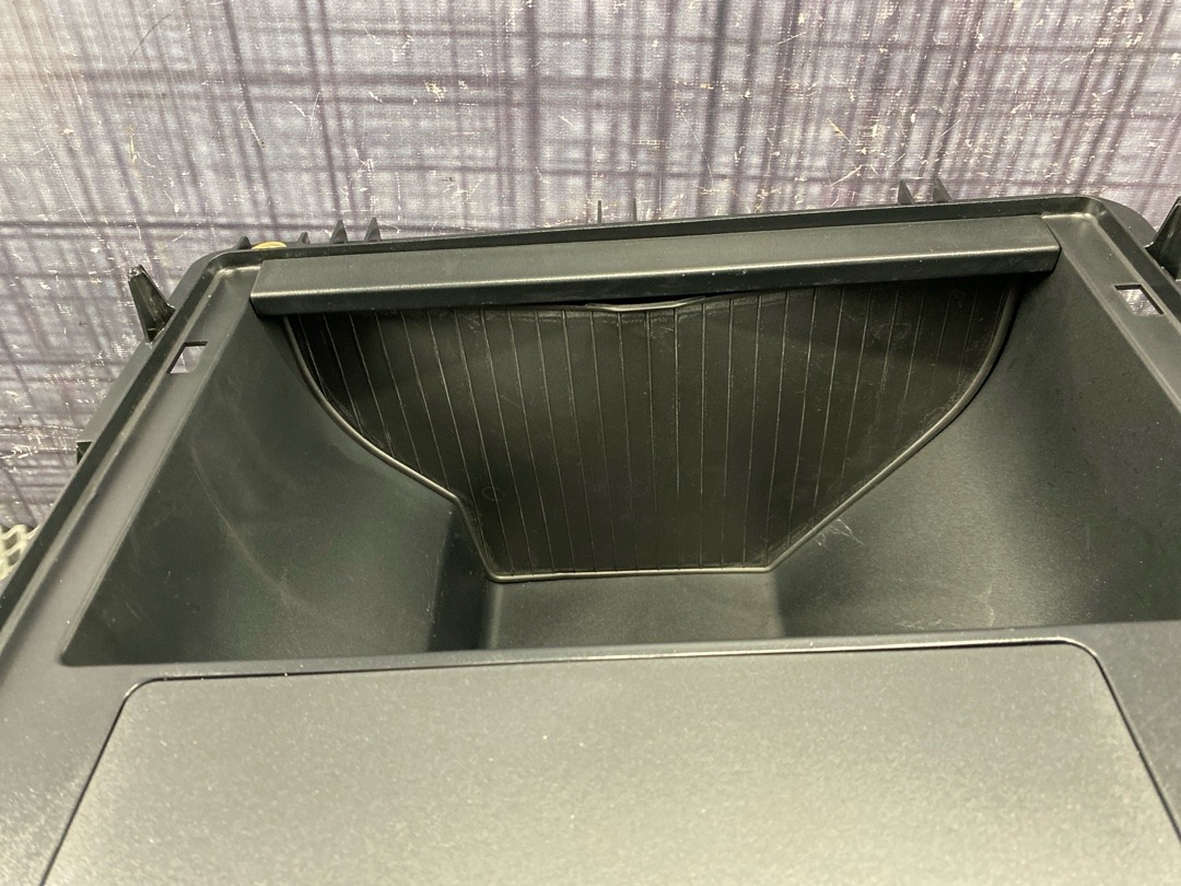 Пластик багажника, 828 рублей, Красноярск