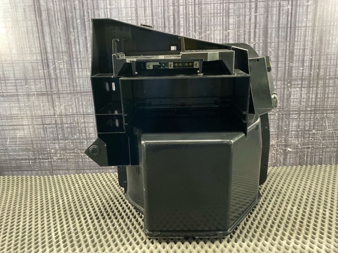 Пластик багажника, 828 рублей, Красноярск