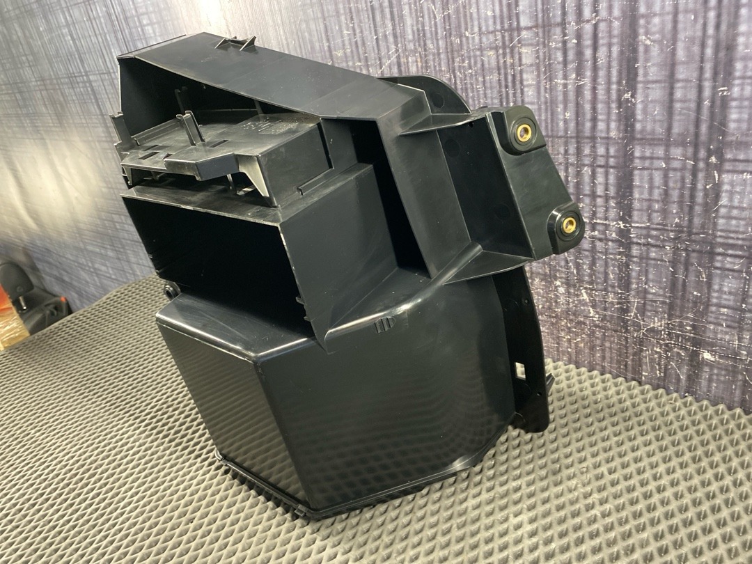 Пластик багажника, 828 рублей, Красноярск