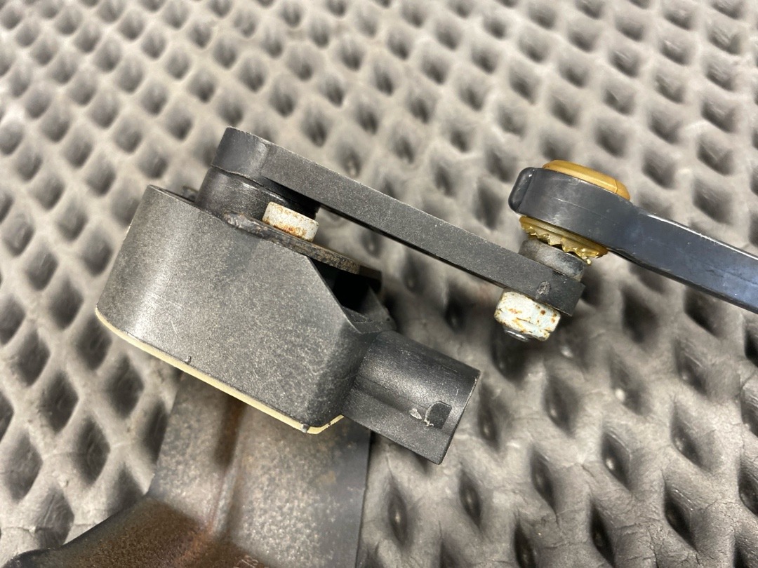 Датчик уровня подвески, 2616 рублей, Красноярск