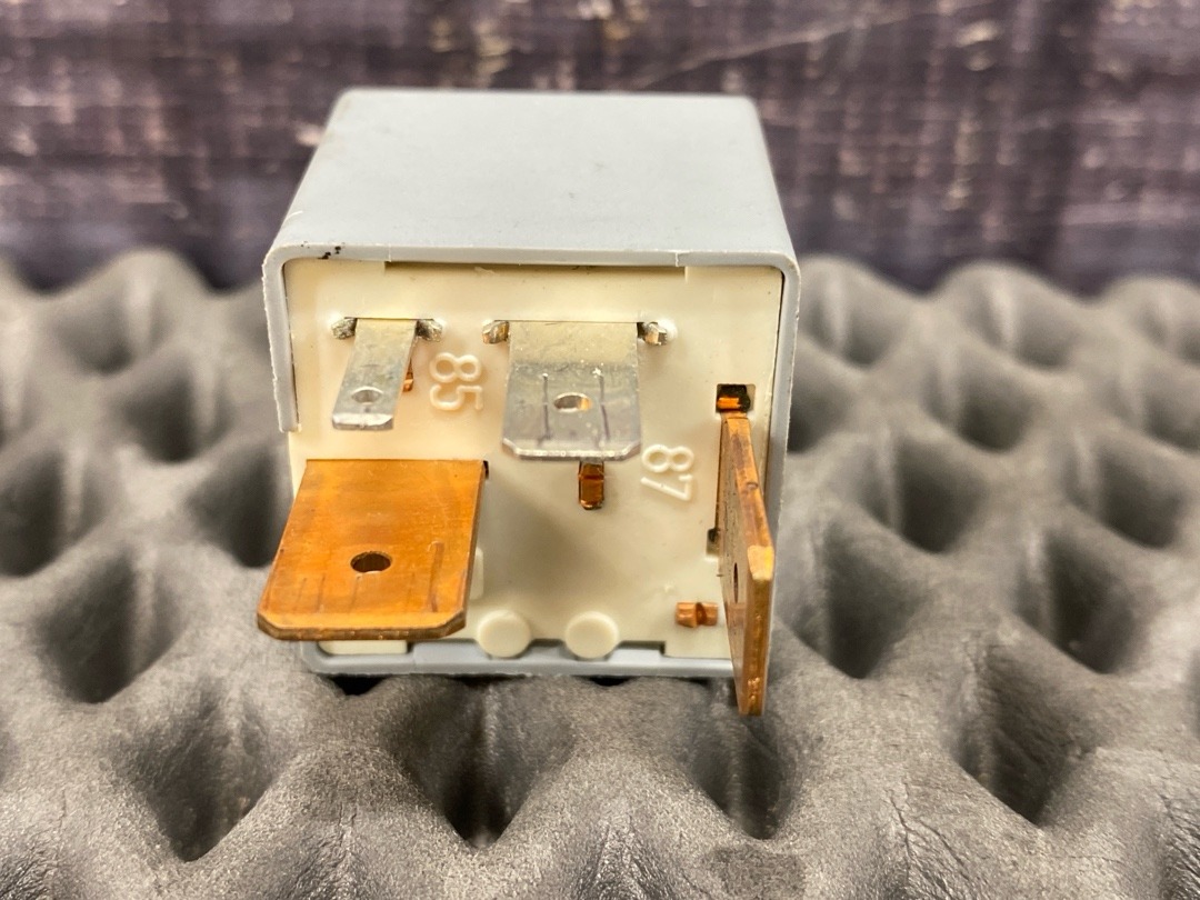 Реле, 318 рублей, Красноярск