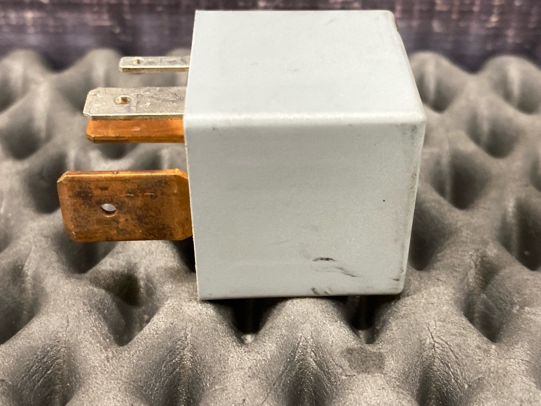 Реле, 318 рублей, Красноярск