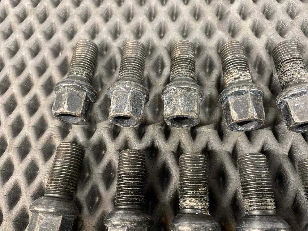 Комплект колесных болтов, 1722 рублей, Красноярск