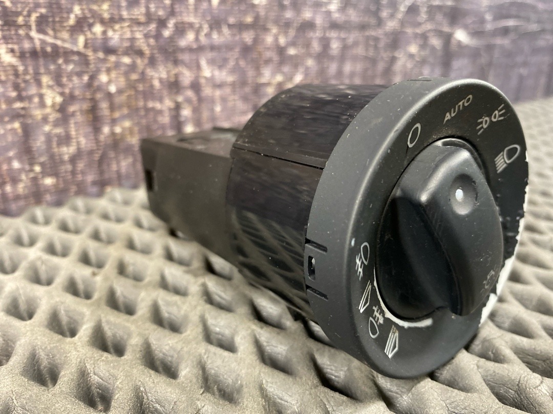 Переключатель света, 1206 рублей, Красноярск