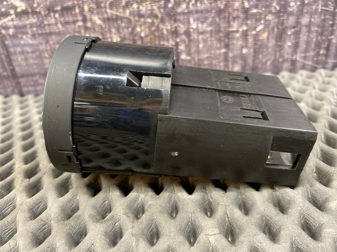 Переключатель света, 1206 рублей, Красноярск