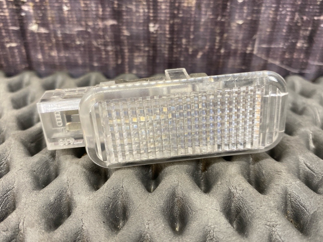 Плафон салона, 210 рублей, Красноярск