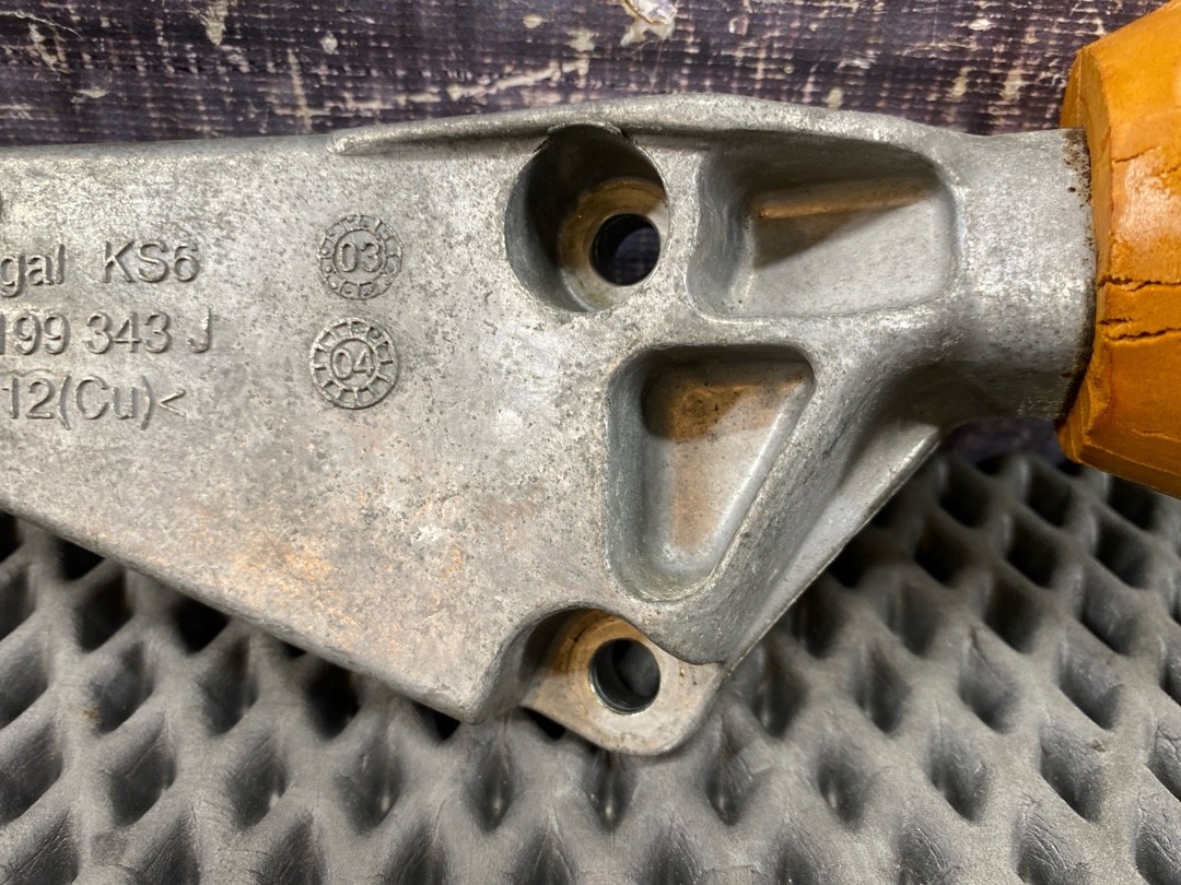 Кронштейн двигателя, 972 рублей, Красноярск