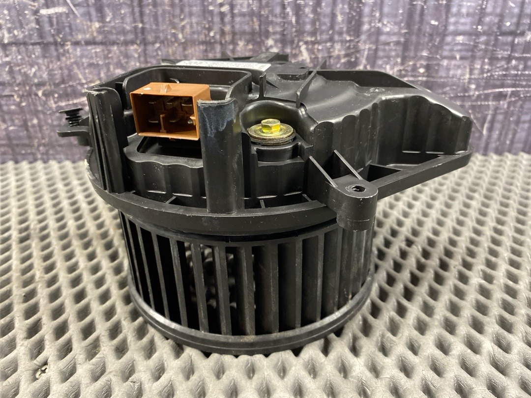 Мотор печки, 1536 рублей, Красноярск