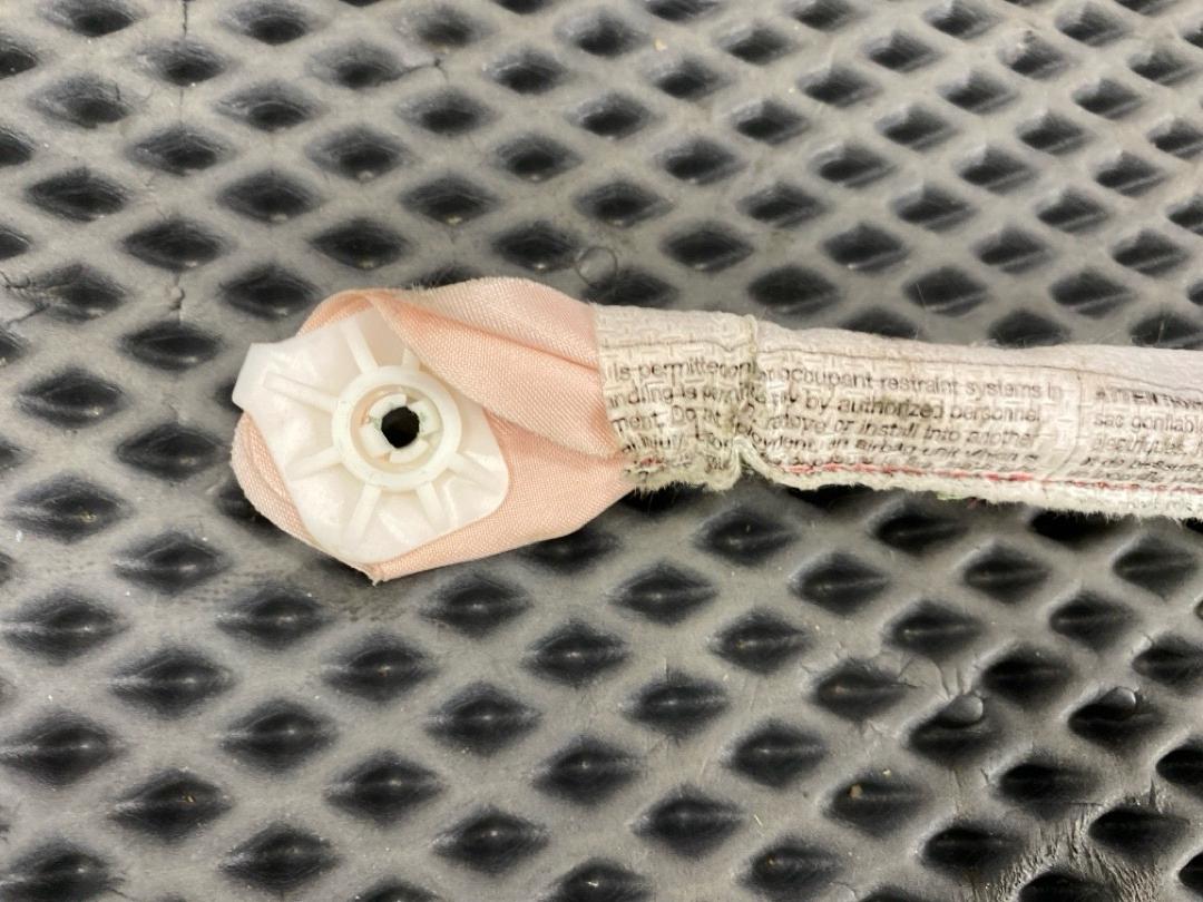 Подушка безопасности, 792 рублей, Красноярск