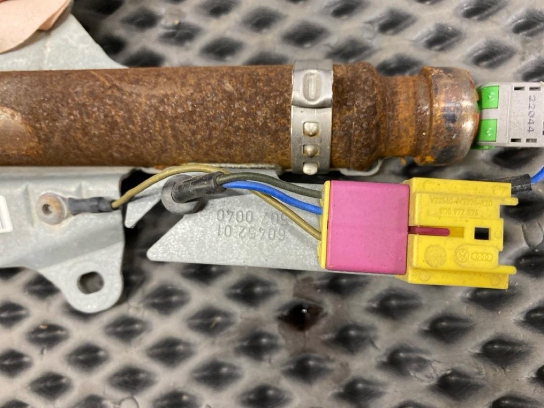 Подушка безопасности, 792 рублей, Красноярск