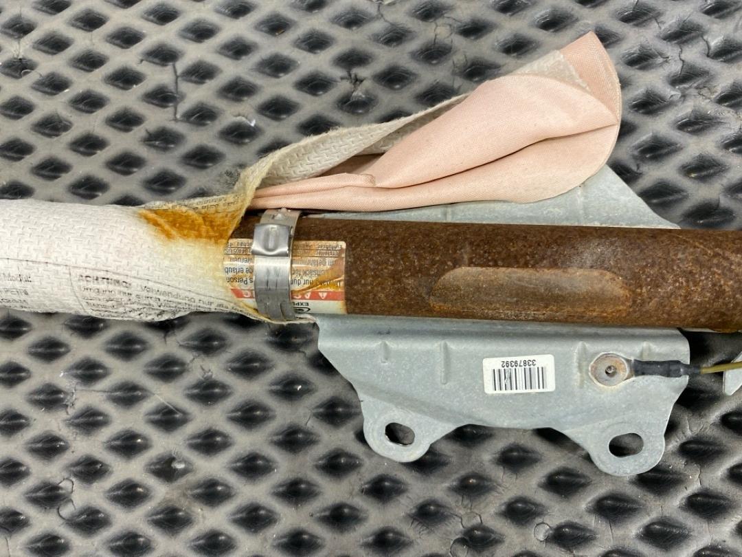 Подушка безопасности, 792 рублей, Красноярск