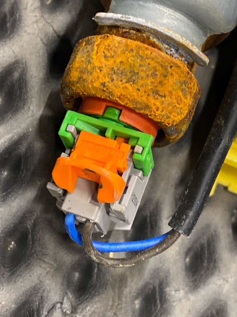 Подушка безопасности, 792 рублей, Красноярск