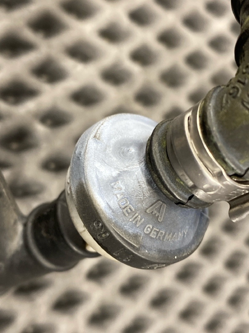 Клапан вентиляции топливного бака, 1602 рублей, Красноярск