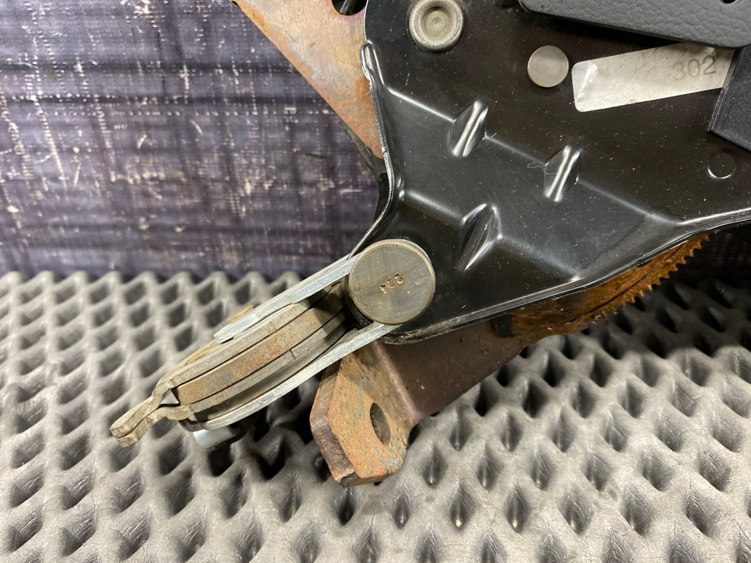 Рычаг ручного тормоза, 1536 рублей, Красноярск