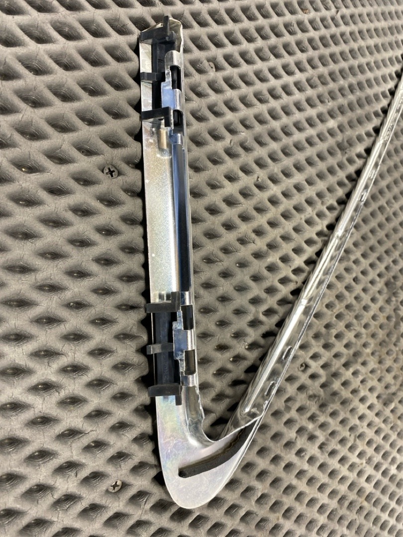 Молдинг стекла, 366 рублей, Красноярск