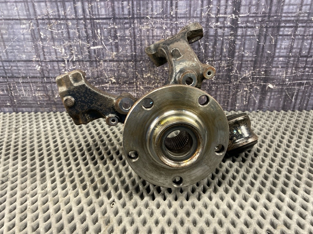 Поворотный кулак, 2406 рублей, Красноярск