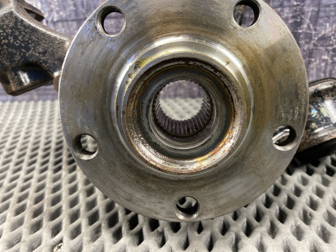 Поворотный кулак, 2406 рублей, Красноярск