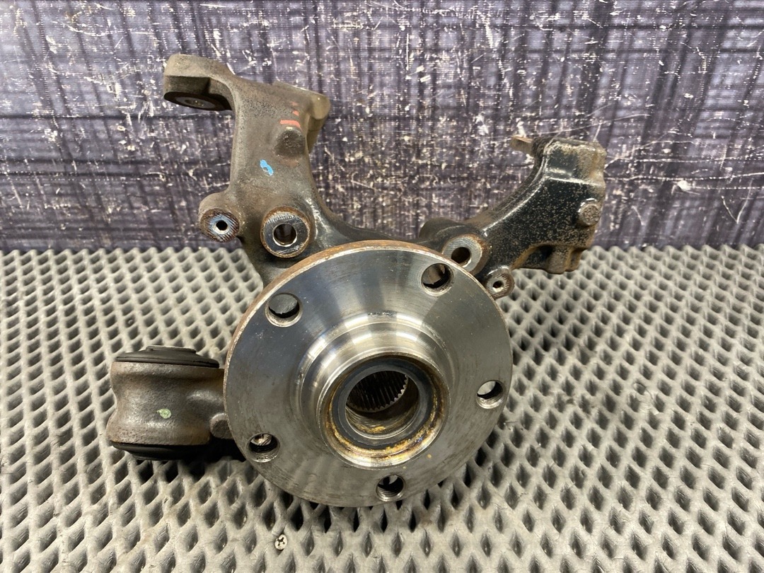 Поворотный кулак, 2406 рублей, Красноярск