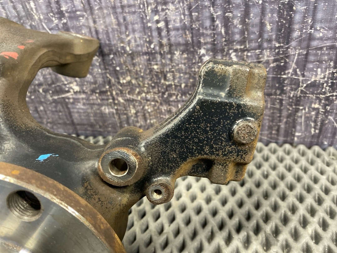 Поворотный кулак, 2406 рублей, Красноярск