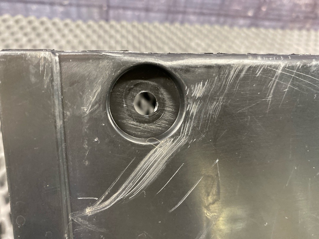 Пластик багажника, 680 рублей, Красноярск